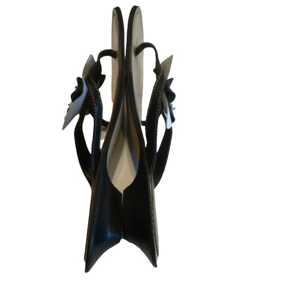 Laura Ashley Black & White Thong Sandal Size 7.5 - Picture 5 of 8